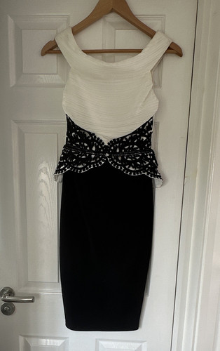 Lipsy london black white - black,